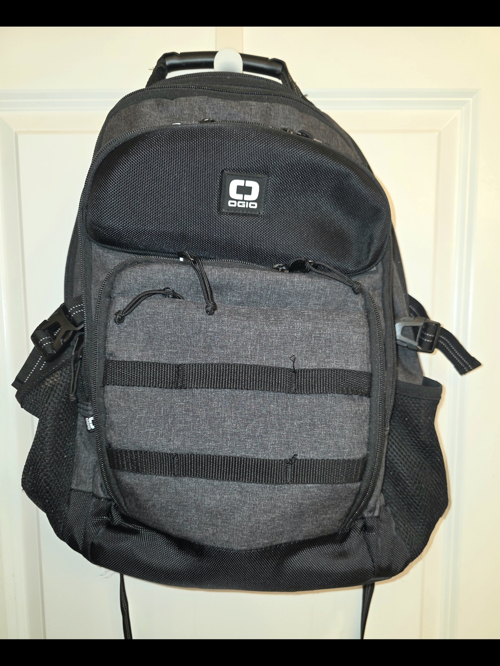 OGIO Men's Dark Gray Travel Backpack